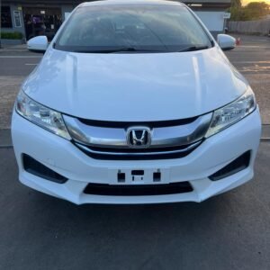 2015 Honda Grace Hybrid – A stylish, fuel-efficient sedan with premium features. Available now at Umer Motors Villawood